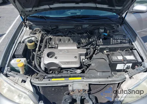 2000 Infiniti I30 Luxury/Touring from USA, damaged, VIN JNKCA31A3YT123738